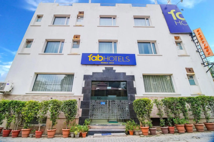 FabHotel Marble Arch - Nr. Karol Bagh Market
