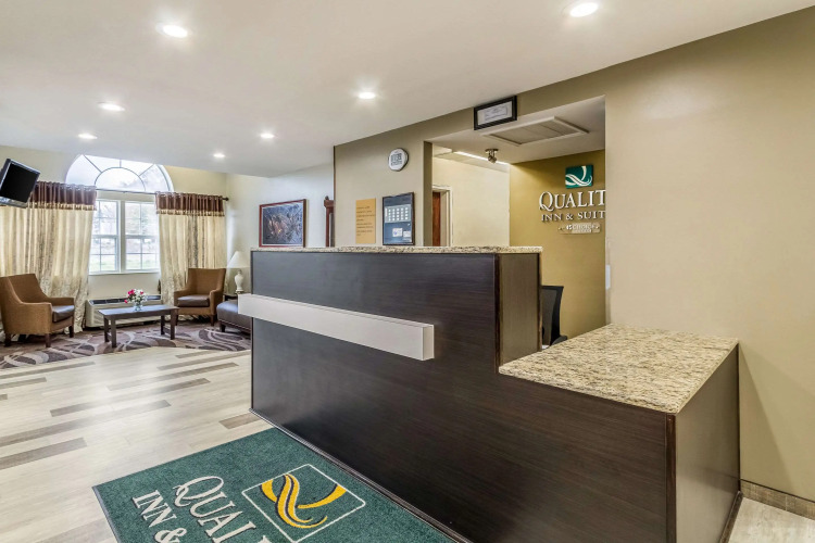 Quality Inn & Suites North Lima - Boardman — фото 2