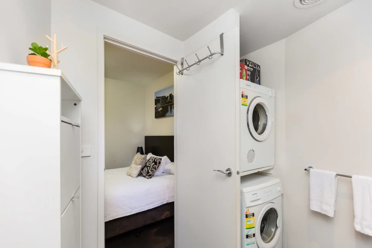 Imogen, Melbourne Studio Apartment — фото 4