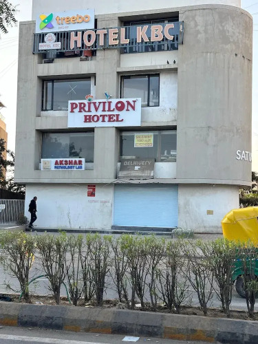 Privilon Hotel SBR