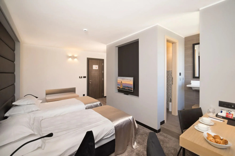 The View Luxury Rooms — фото 5