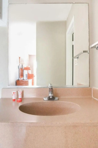 OYO Hotel Mustang Silverspring FL
