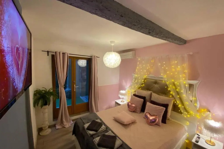 COSY & SPA JACUZZI "Suite Rubis" — фото 2