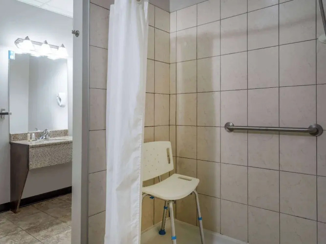 Alberta Inn & Suites — фото 4