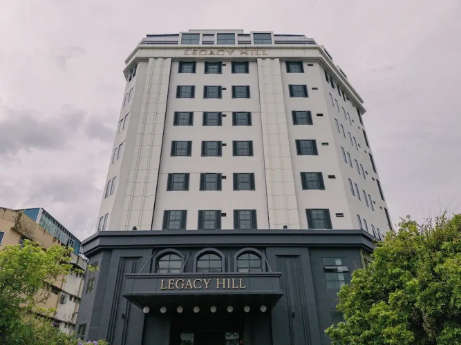 Legacy Hill Hotel