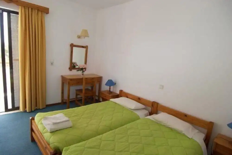 Ionikos Hotel