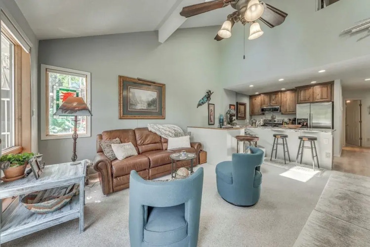 Cloudcroft Townhome on Golf Course w/ Deck! — фото 3