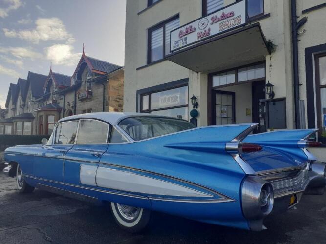Cadillac Kustomz Guest House