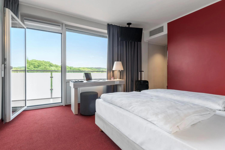 Serways Hotel Remscheid — фото 3