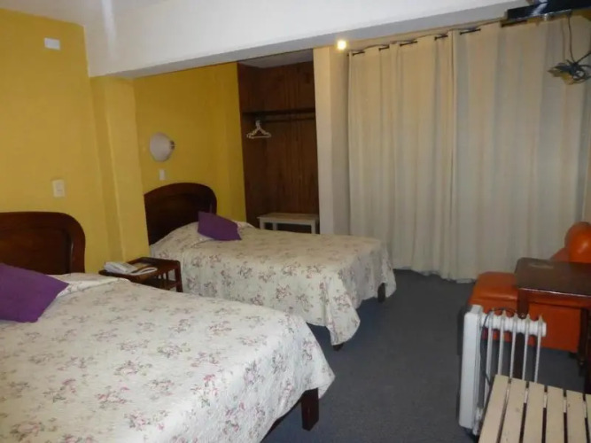 Hostal Helena Inn — фото 2