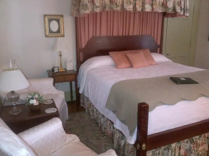 Colonial Capital Bed & Breakfast — фото 3