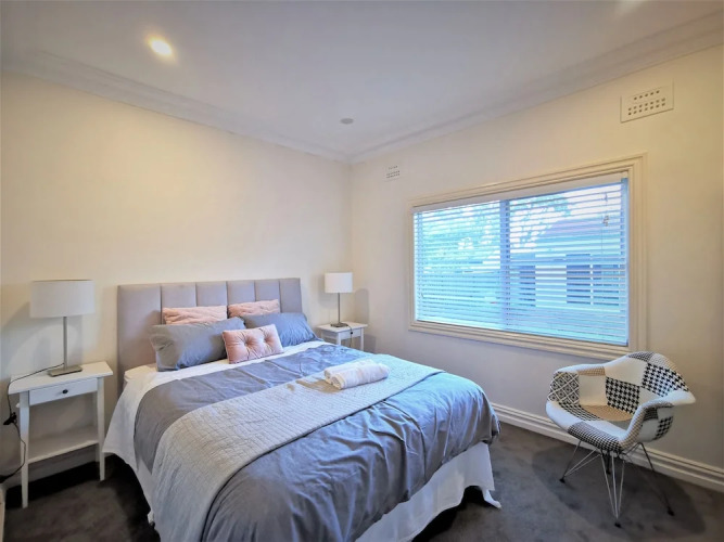 Comfy 4 Bedroms Corner House — фото 2