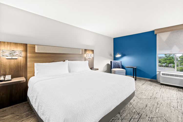 Holiday Inn Express Nashville-Hendersonville by IHG