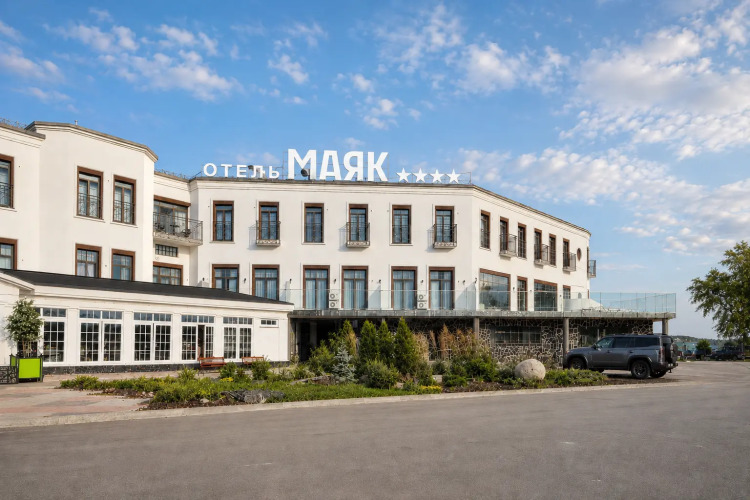 Апарт-отель МАЯК