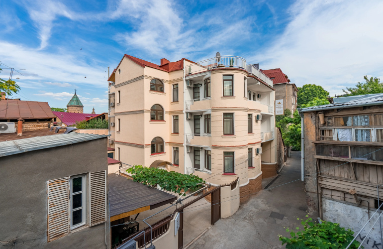 Отель Imperial House