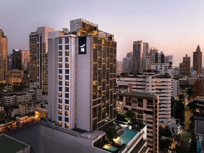 Отель Novotel Bangkok Sukhumvit 20