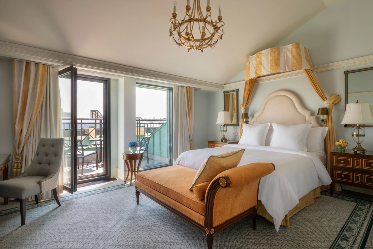 Фотография номера гостиницы Отель Four Seasons Lion Palace