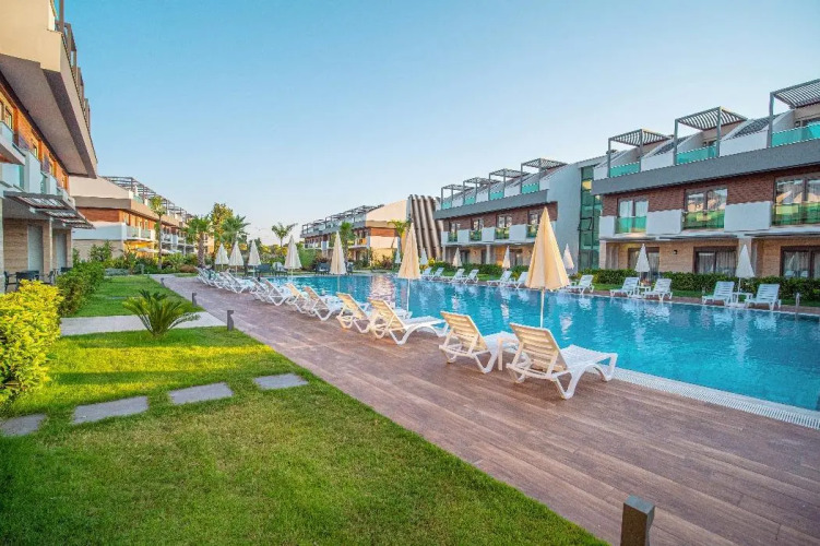 Отель Veranda Suites — фото 3