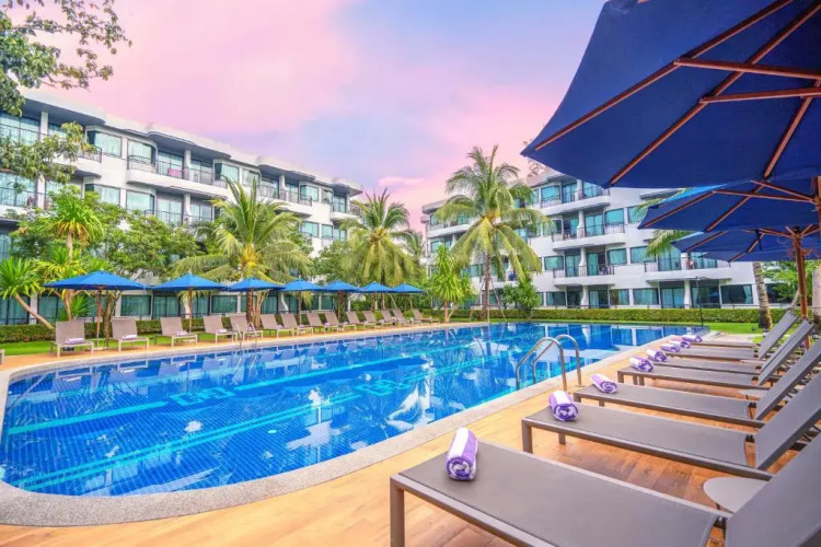 Отель Holiday Style Ao Nang Beach Resort Krabi