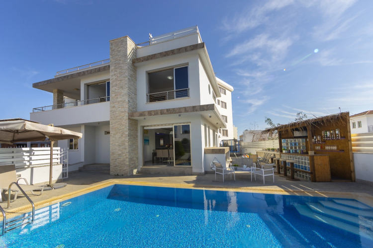 Вилла Seafront Protaras Luxury Resort — фото 4