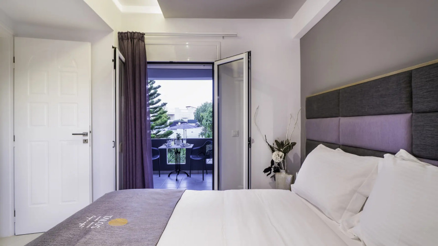Talos Luxury Suites — фото 4